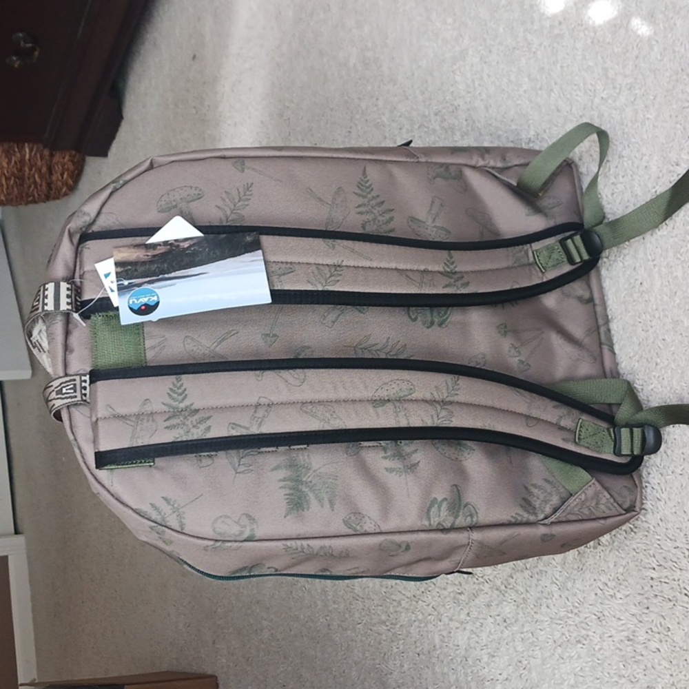 Kavu Neptune Mushroom Backpack, New With Tags - Picture 2 of 5